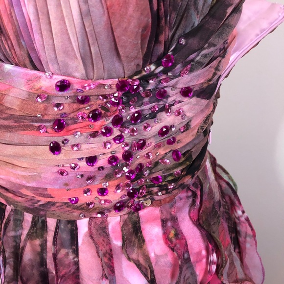 Cache Strapless Multicolor Dress with Ruffles - Picture 9 of 11